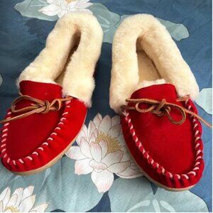 LL Bean Shearling Slippers NWT-- sz 7